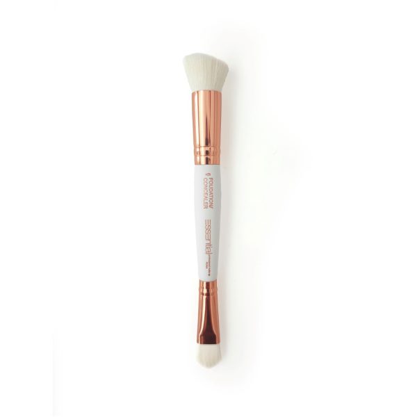 Essential Brush Foundation Concealer – flüssiger Concealer mit Pinselapplikator für gezielte Abdeckung