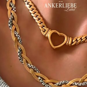 Estelle Halskette Gold Tragebild Estelle Halskette Gold Tragebild