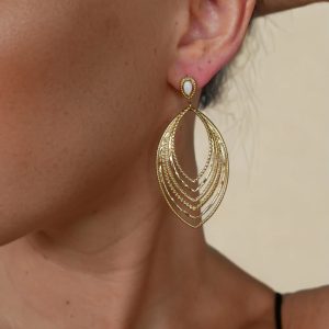 RAJA Ohrhänger Gold Tragebild RAJA Ohrhänger Gold Tragebild